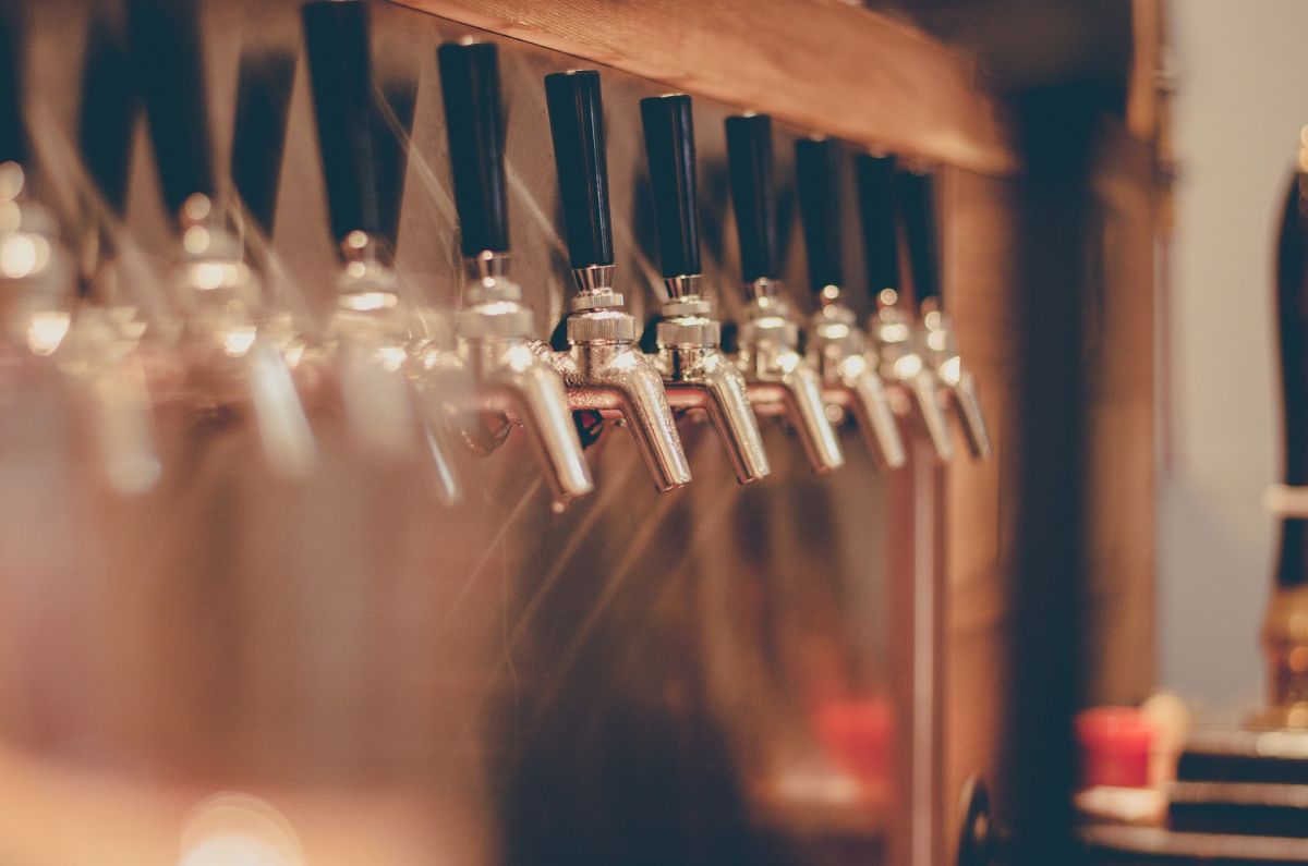 Qual è la birra migliore: quella in bottiglia o quella alla spina?