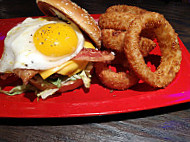 Red Robin Gourmet Burgers And Brews food