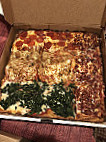 Armando's Pizza food