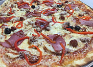 Pizza Bella food