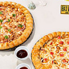 Yellow Cab Pizza (eden Garden) food