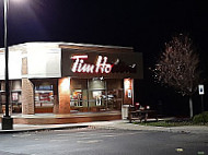 Tim Hortons outside