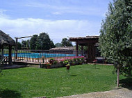 La Cascina outside