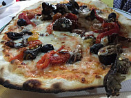 Pizzeria La Piana food