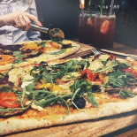 Zizzi Reading Persone