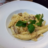 Pizzeria Braceria Il Lupo food