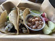 El Jumping Bean Taqueria food