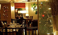 Flat Rock Bistro inside