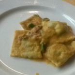 Maneggio E Lo Sperone Nourriture