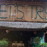 Let's Try Esterno