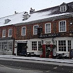 The Black Horse Woburn outside