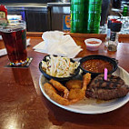 Quaker Steak And Lube food