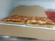 Little Caesars Pizza food