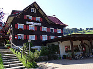 Gasthof Kreuz outside