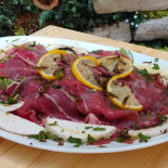 Evoke Bistro Dentro