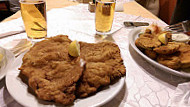 Schnitzelwirt food