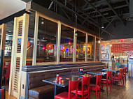 Red Robin Gourmet Burgers And Brews food