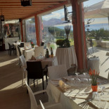 Villa Olivi Comida