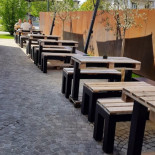 Prosecco Privee outside