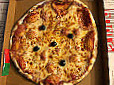 Le Chalet A Pizza food