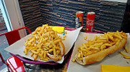 Friterie Beugny Burger inside