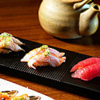 Oyshi Sushi food