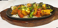 Saqui Tandoori food