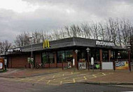 Mcdonald's Riverside Retail Park outside