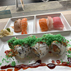 Sushi Mazi Restaurant food