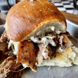 Lou's Full-Serv Cibo