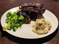 Tony Roma's food