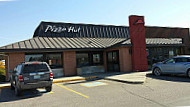 Pizza Hut outside