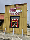 Uncle Shug's Chicken Barn food