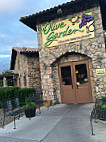 Olive Garden Italian outside