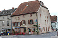 Restaurant du Bout des Canards outside