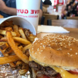 Five Guys Cibo