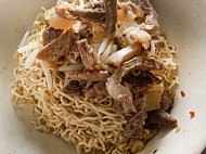 Kolo Mee Coffee Break food