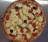 La Tomate Rouge Pizzeria food