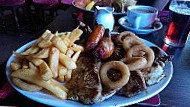 Horse And Groom food