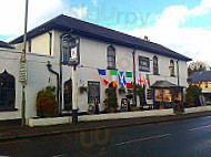 The Stoke Pub Pizzeria outside