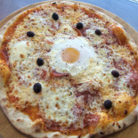 Momo Pizza Cibo