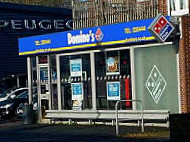 Domino's Pizza outside