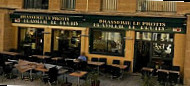 Brasserie le Protis inside