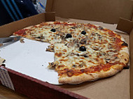 Coco Pizza food