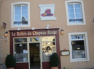 Le Relais Du Chapeau Rouge inside