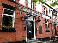 Stocks Tavern outside