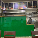 Madni Indische Spezialitäten Cibo