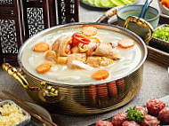 Cloud Handmade Hot Pot food