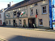 The Ship Inn outside