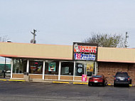 Baskin-robbins outside